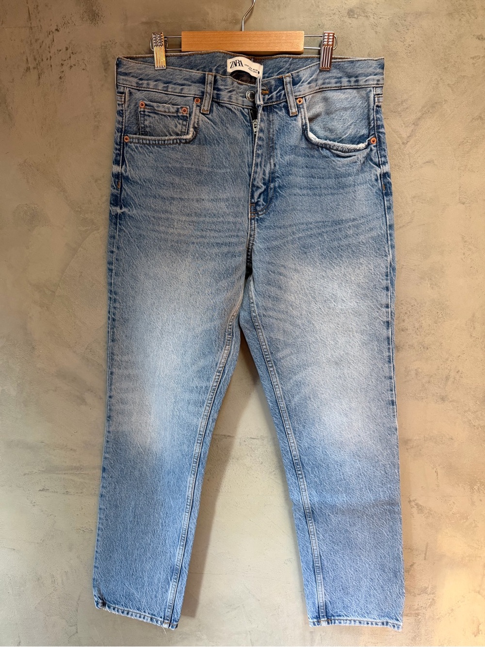 Zara "The Truth Slim" Light Wash Mid-Rise Jeans Sz 8